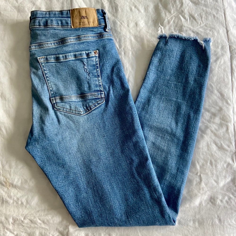Zara Original Denim Skinny Jeans with Frayed Hem